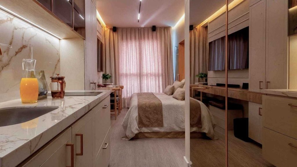 Apartamento de lujo en Rosales, Bogotá, con diseño moderno, iluminación cálida y espacios funcionales ideales para estancias largas